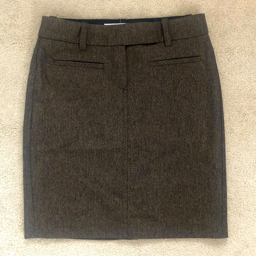 Trina Turk skirt with lace trim size 0